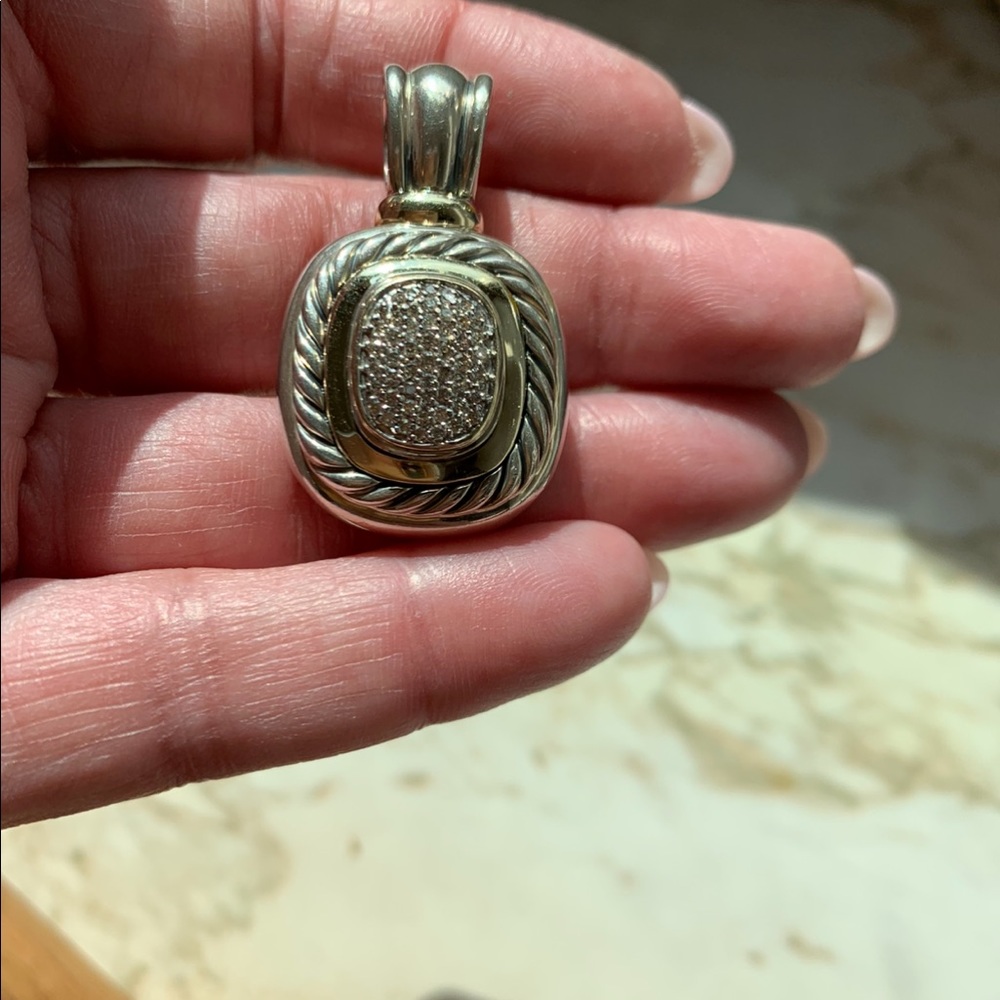 David Yurman Two-Tone Pave Diamond Pendant in Silver and Gold - Picture 4 of 15
